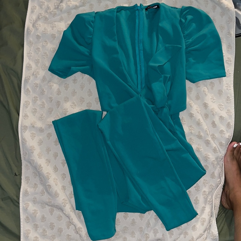 1 fashion nova ISIA TWIST FRONT JUMPSUIT